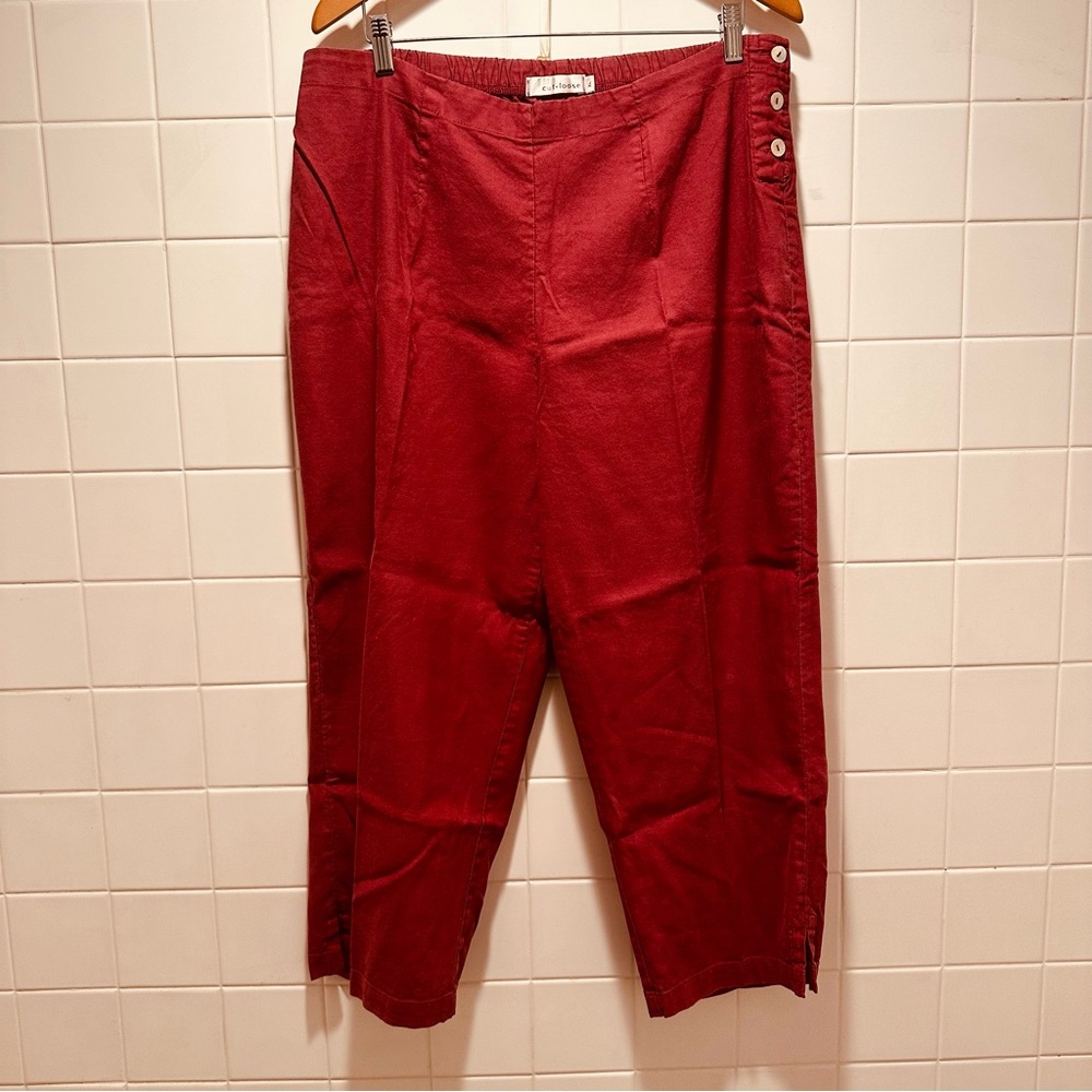 Cut Loose XL Dark Rose Linen Capri Pull On Pants W/Button Detail & Side Leg Vent
